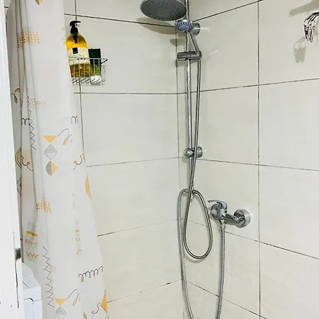 Apartment 菲莉丝之家-近地铁attiki站-整套房源2间卧室宜住4人 *